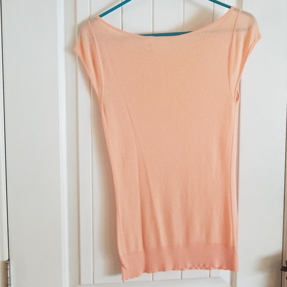 Peach, slightly see through,  cap sleeve blouse - Picture 6 of 6